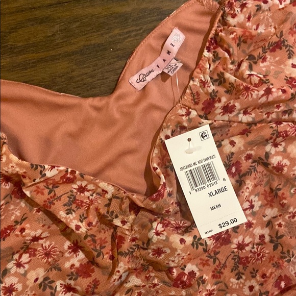 Floral Long Sleeve Top 🌸 - Picture 2 of 3